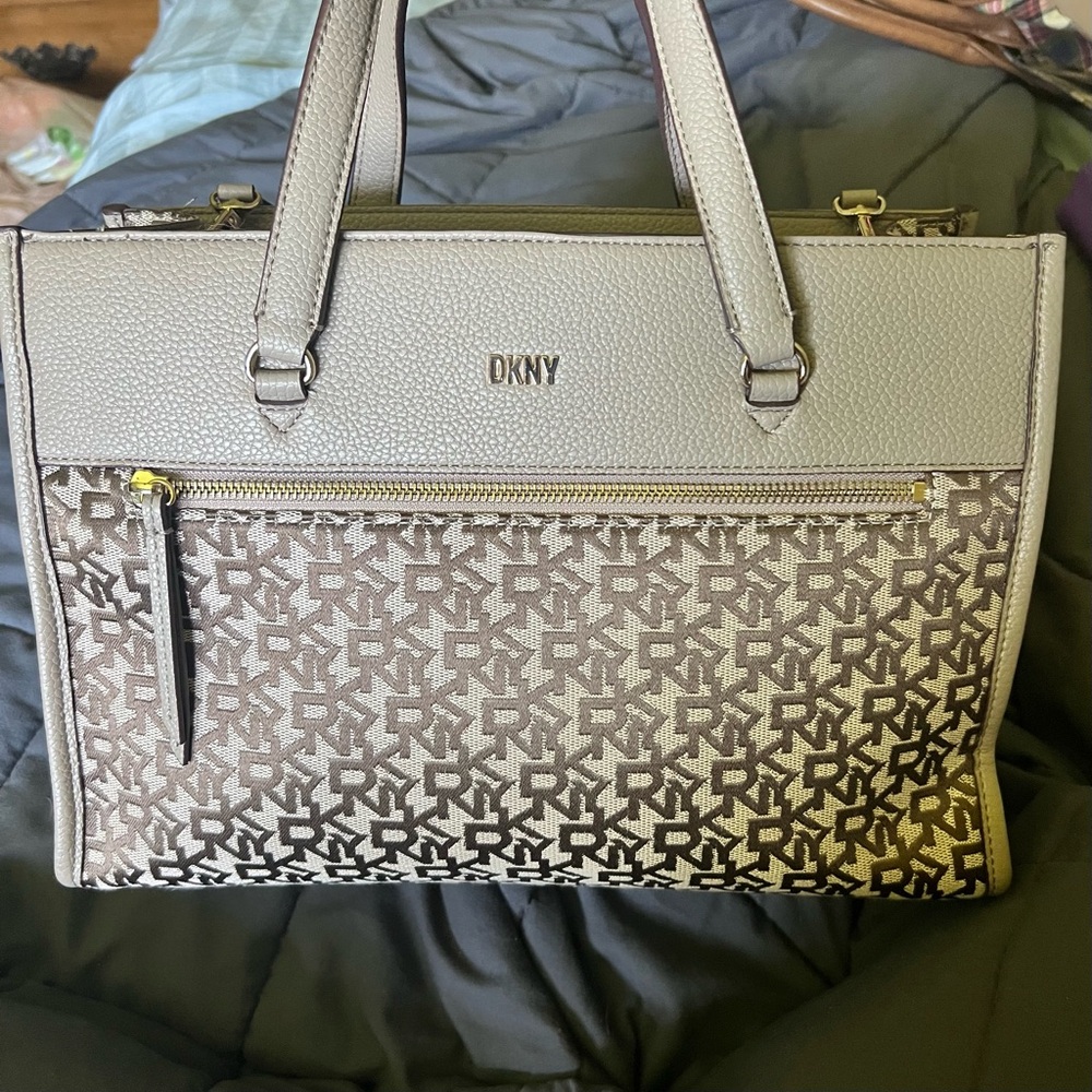 Gently used DKNY ZOIE logo tote with crossbody strap